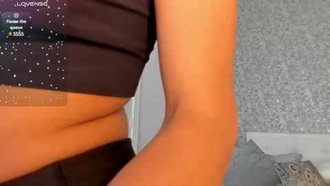 Snapshot of isabella_roberts13 chatting on February 2025 07:59:01 PM isa online show from February 2025 07:59:01 PM