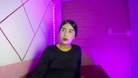 isabella_roseee online show from January 2026 08:03:02 PM
