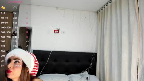 Snapshot of isabella_sea chatting on December 2024 01:17:01 AM Isabella Sea online show from December 2024 01:17:01 AM