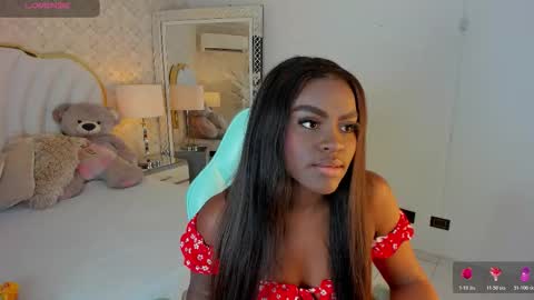 Snapshot of isabellabroms21 chatting on November 2025 10:09:02 PM v online show from November 2025 10:09:02 PM