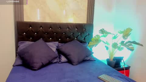 Snapshot of isabellakeller chatting on September 2025 01:22:01 PM Isabella - Schedule 1500 - 2200 gtm-5 online show from September 2025 01:22:01 PM
