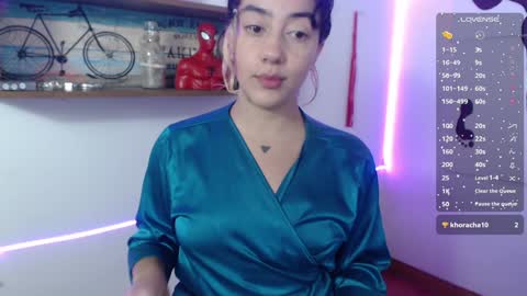Snapshot of isabellakoff chatting on January 2025 12:02:02 PM Tati - online show from January 2025 12:02:02 PM