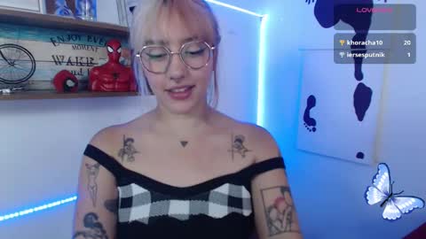 Snapshot of isabellakoff chatting on March 2025 03:02:01 PM Tati - online show from March 2025 03:02:01 PM