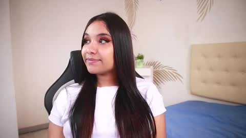   online show from November 2025 12:38:01 PM