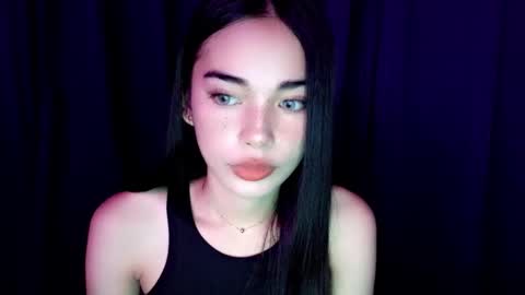 Isabelle online show from November 2025 08:24:01 AM