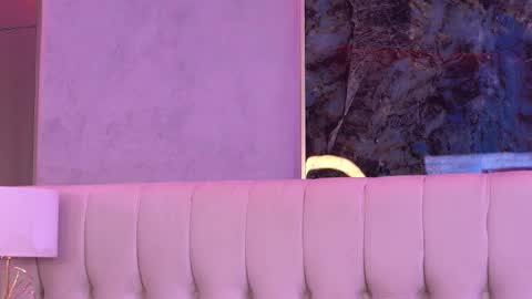 IsabelleHunt online show from September 2025 04:47:01 AM
