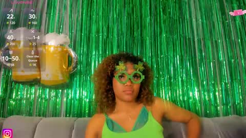 Snapshot of isabellsmmith chatting on March 2025 03:44:01 AM Isabellsmmith online show from March 2025 03:44:01 AM