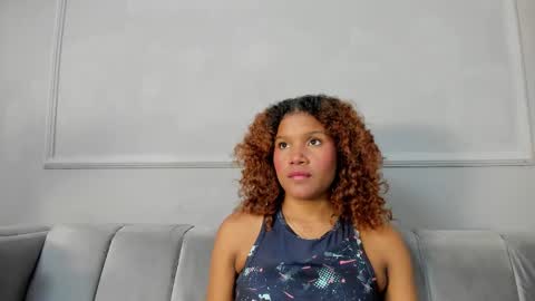 Snapshot of isabellsmmith chatting on March 2025 08:14:02 PM Isabellsmmith online show from March 2025 08:14:02 PM