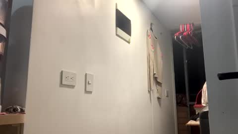 Isa online show from March 2025 04:47:01 AM