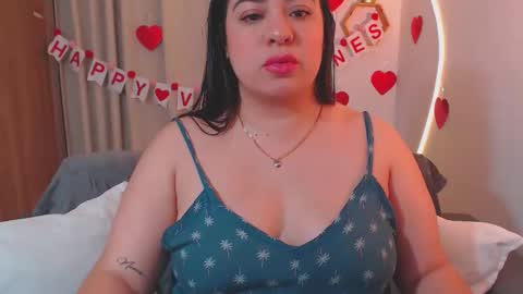 Snapshot of isabum_ chatting on February 2026 11:18:01 AM Isa online show from February 2026 11:18:01 AM