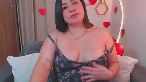 Snapshot of isabum_ chatting on February 2026 03:41:02 PM Isa online show from February 2026 03:41:02 PM