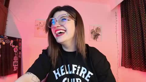 Isabella Ferrer online show from November 2025 04:24:02 AM