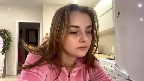 Snapshot of isauratorkelson chatting on December 2025 04:40:01 AM Issa online show from December 2025 04:40:01 AM