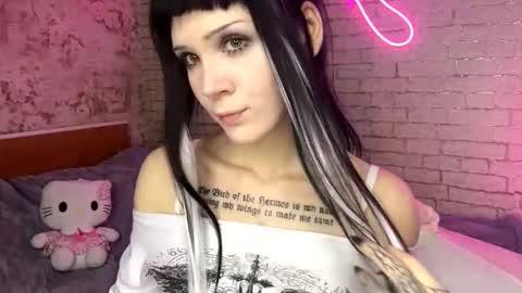 Snapshot of isauratorkelson chatting on March 2026 11:06:01 AM Issa online show from March 2026 11:06:01 AM