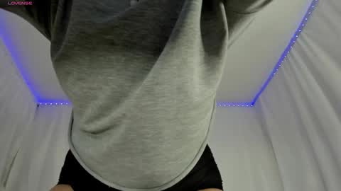 Snapshot of isbelljhs chatting on February 2026 02:56:01 AM Lumi bellx online show from February 2026 02:56:01 AM