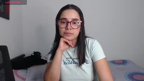 Emma online show from December 2024 04:19:02 AM