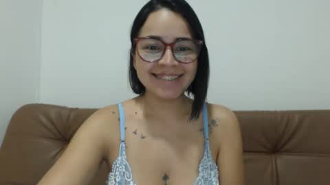 Emma online show from September 2025 02:44:01 AM