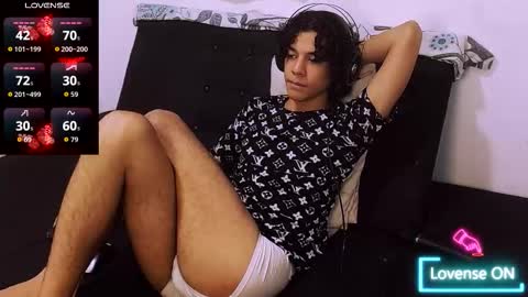 Isidro online show from November 2025 11:07:02 PM