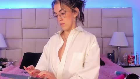 Pauli online show from March 2025 01:26:01 AM