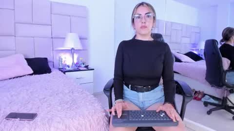 Pauli online show from January 2026 01:09:02 AM