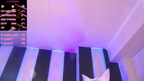 Snapshot of isis_queen_xxx chatting on November 2025 03:10:02 PM Isis online show from November 2025 03:10:02 PM