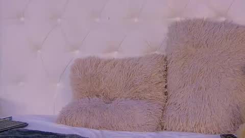 Snapshot of isis_queen_xxx chatting on November 2025 03:06:02 PM Isis online show from November 2025 03:06:02 PM