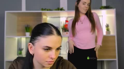 isla_dior online show from February 2026 05:54:01 PM