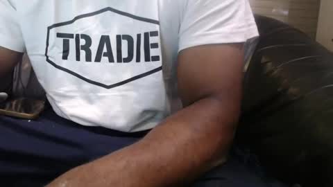 islandboi_88 online show from November 2025 12:20:01 AM