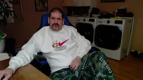 Snapshot of islandguy70 chatting on February 2025 07:02:02 AM Jim online show from February 2025 07:02:02 AM