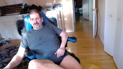 Snapshot of islandguy70 chatting on February 2025 09:21:02 PM Jim online show from February 2025 09:21:02 PM