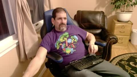 Snapshot of islandguy70 chatting on February 2025 10:58:01 PM Jim online show from February 2025 10:58:01 PM