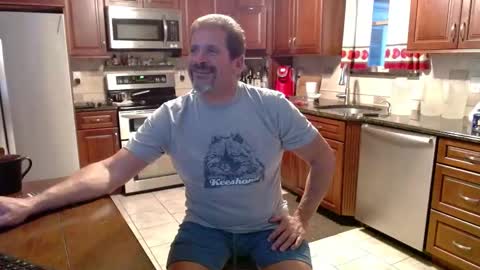 Snapshot of islandguy70 chatting on September 2025 10:54:01 PM Jim online show from September 2025 10:54:01 PM