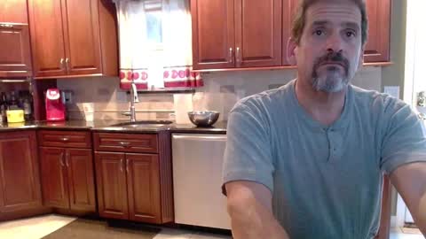 Snapshot of islandguy70 chatting on September 2025 09:40:02 PM Jim online show from September 2025 09:40:02 PM