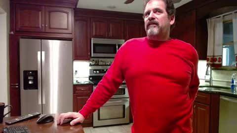 Snapshot of islandguy70 chatting on November 2025 11:03:01 PM Jim online show from November 2025 11:03:01 PM