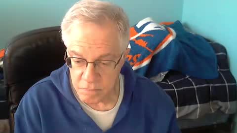 islesman22 online show from December 2024 07:57:01 PM