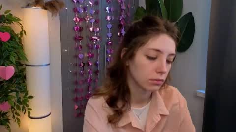 Emilia online show from February 2026 06:03:01 AM