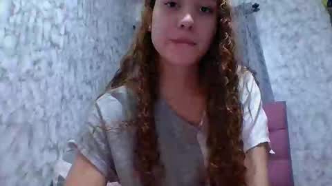 Snapshot of issa30213 chatting on January 2025 12:23:01 AM Issa online show from January 2025 12:23:01 AM