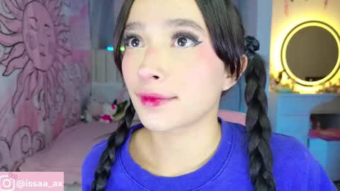 Snapshot of issa_garcia chatting on March 2026 12:11:01 PM I S S A B E L A Igissaa ax Xlittleissa online show from March 2026 12:11:01 PM