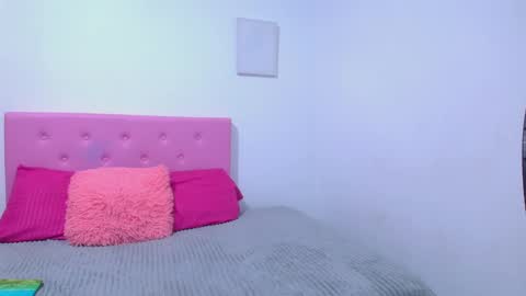 issa_kitty online show from January 2025 06:46:01 AM