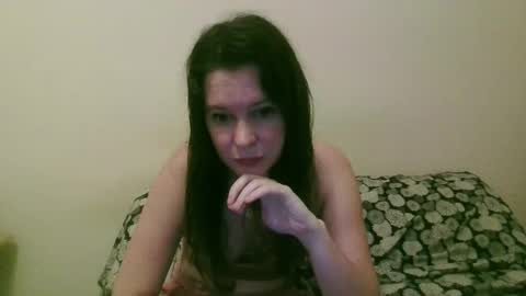 Snapshot of issamayy333 chatting on June 2026 01:32:02 AM issamayy333 online show from June 2026 01:32:02 AM