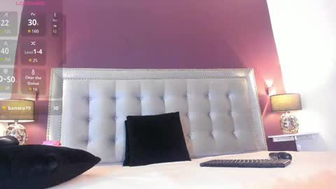 Snapshot of issyrosse chatting on October 2025 01:34:02 PM Isabelle online show from October 2025 01:34:02 PM