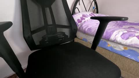 erdem online show from March 2025 01:40:02 PM