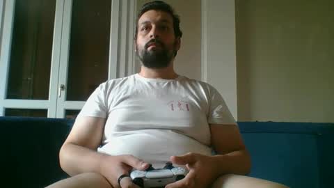 Snapshot of italianbigboy93 chatting on October 2025 12:39:02 PM italianbigboy93 online show from October 2025 12:39:02 PM