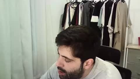 italianboybcn online show from January 2026 09:46:02 AM