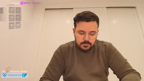 Snapshot of italianhorny2018 chatting on January 2026 09:58:02 AM Gio online show from January 2026 09:58:02 AM