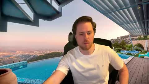 pain online show from December 2025 10:04:01 PM