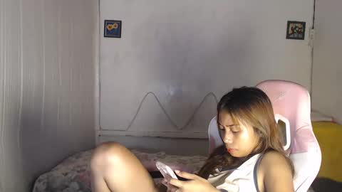 Snapshot of its_andrea chatting on October 2025 06:47:01 AM its andrea online show from October 2025 06:47:01 AM