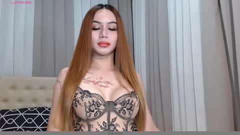 Snapshot of its_emilyvillain chatting on November 2025 07:30:01 AM Emily online show from November 2025 07:30:01 AM