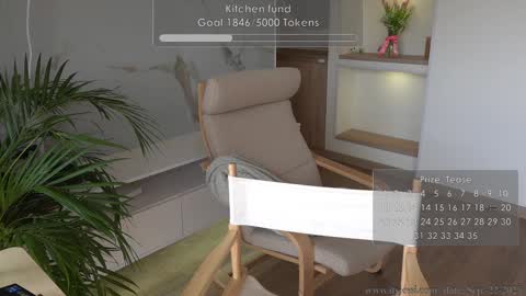 Jessi online show from September 2025 07:16:01 PM