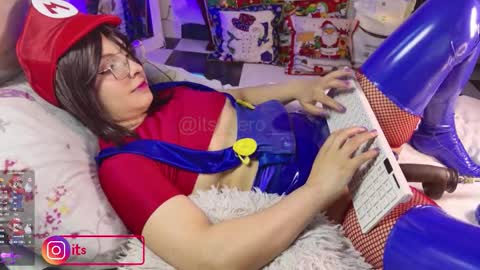 Fansly and Instagram Its vero   online show from December 2025 08:21:02 AM